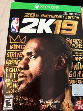 NBA 2K19 20th Anniversary Edition (Xbox One) - Black & Gold Artwork